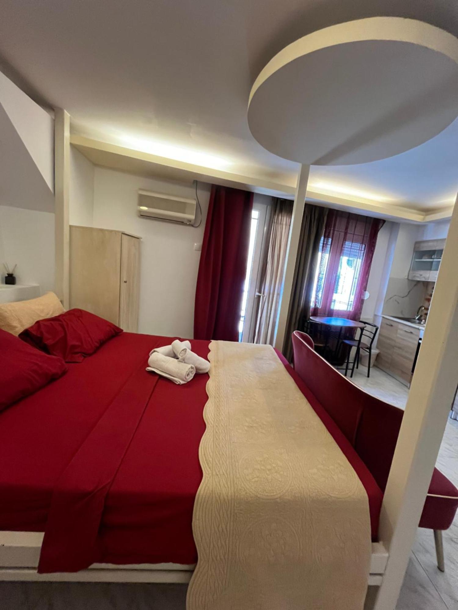 Papyrus City Centre Apartments Iraklio Eksteriør bilde